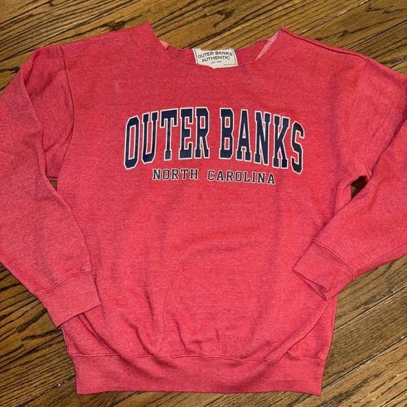 Outer Banks Authentic Red Sweatshirt‎ Large Neck Cut Out North Carolina - Picture 1 of 6